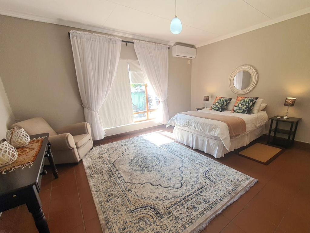 Micasa Sucasa Guesthouse Lephalale Buitenkant foto