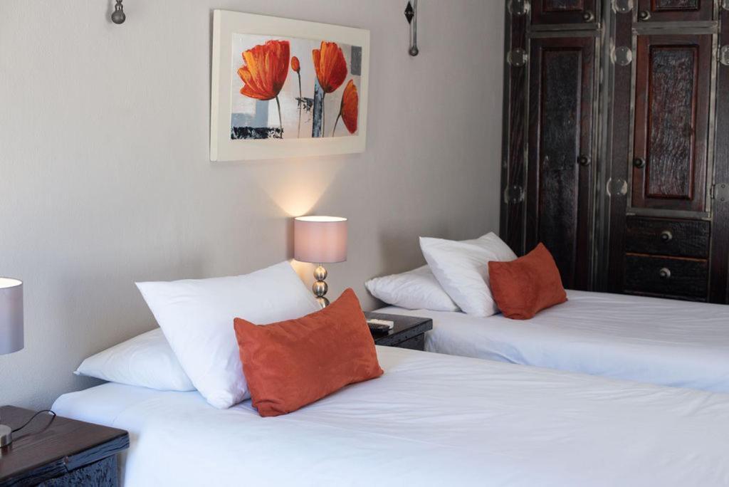 Micasa Sucasa Guesthouse Lephalale Buitenkant foto