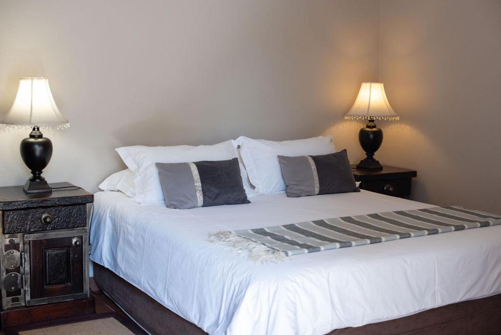 Micasa Sucasa Guesthouse Lephalale Buitenkant foto