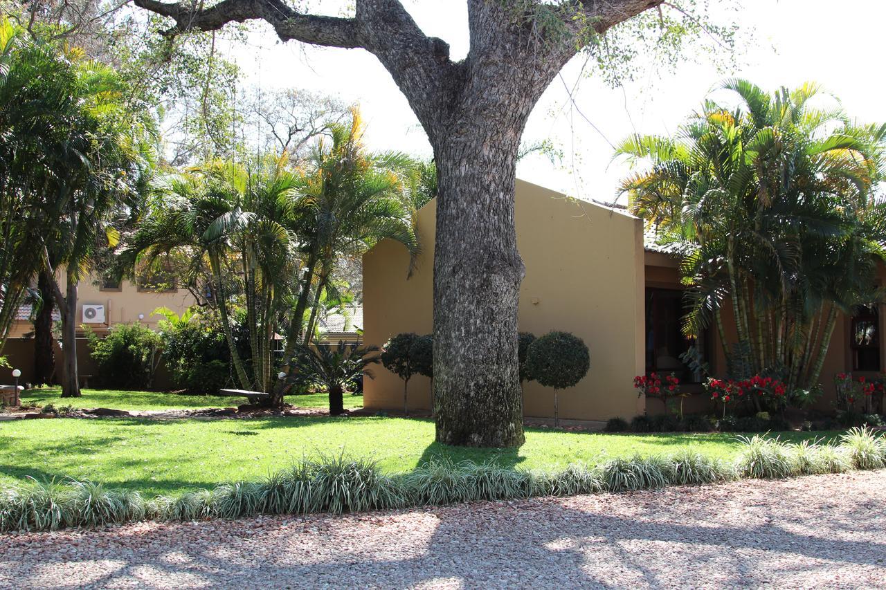 Micasa Sucasa Guesthouse Lephalale Buitenkant foto