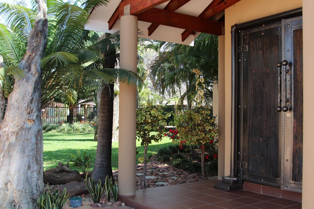 Micasa Sucasa Guesthouse Lephalale Buitenkant foto